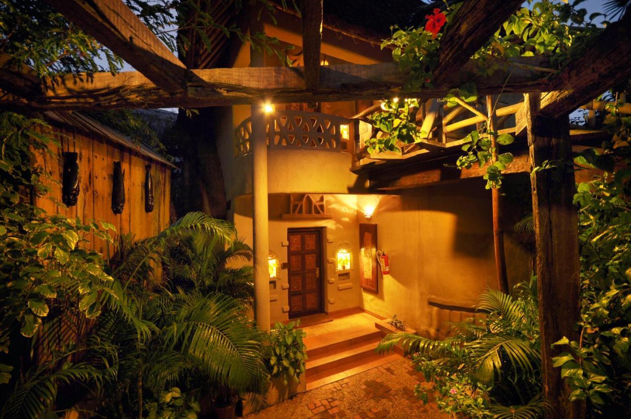Vedic Village Spa Resort Calcutta  Esterno foto